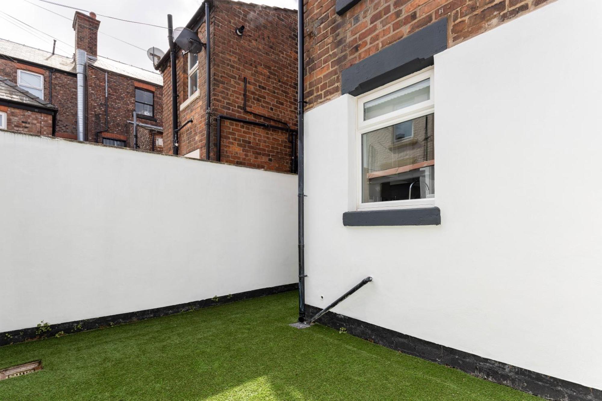 Modern & Stylish Home At The Corner Of Famous Penny Lane In Λίβερπουλ Εξωτερικό φωτογραφία